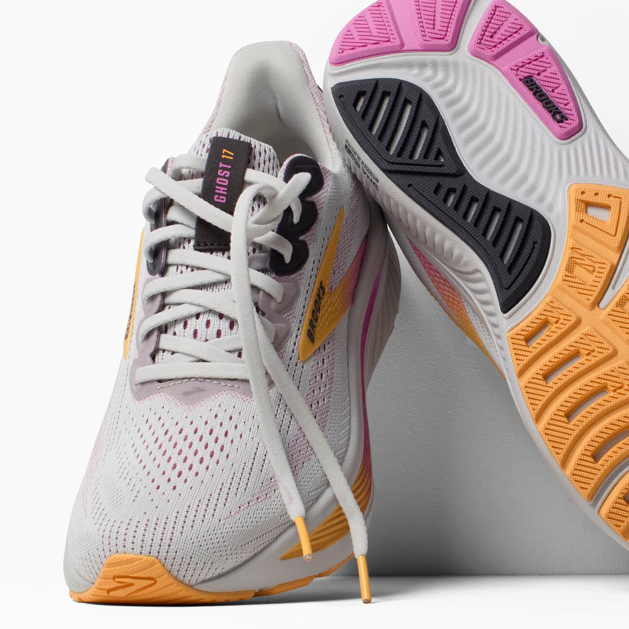 Brooks Women’s Ghost 17 (Narrow) - Oyster/Apricot/Pink
